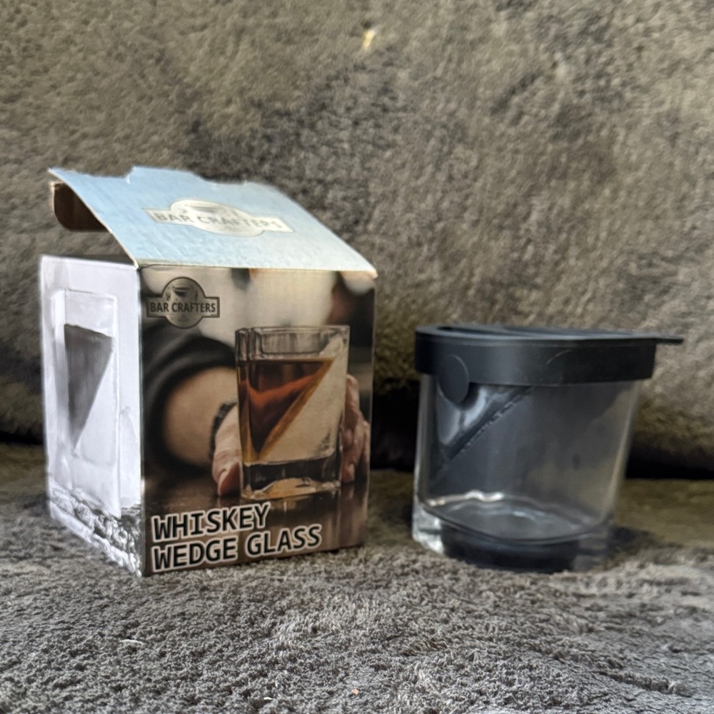 Whiskey Wedge Glass with Black Silicone Mold